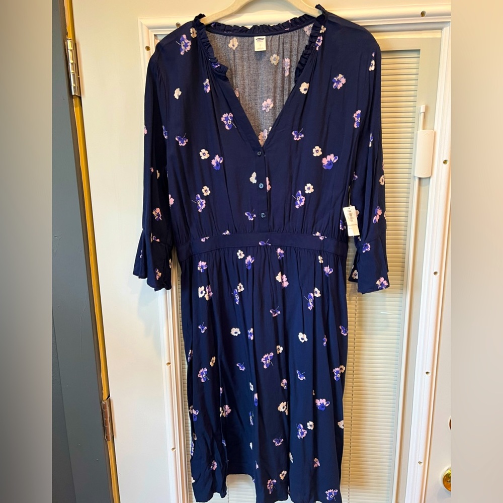 Old Navy Swing Floral Easter Dress size large; Large Dress with Sleeves - Picture 2 of 10